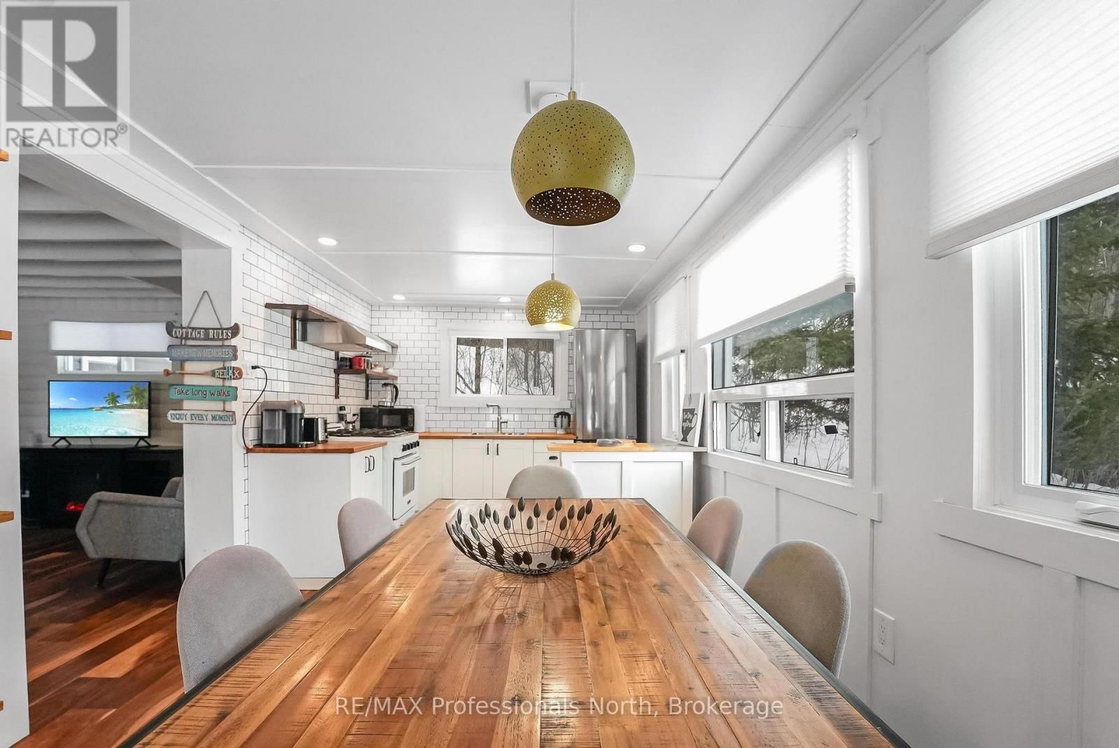 1044 SHANAHAN TRAIL Image 19