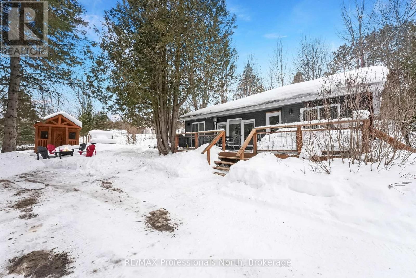 1044 SHANAHAN TRAIL Image 2