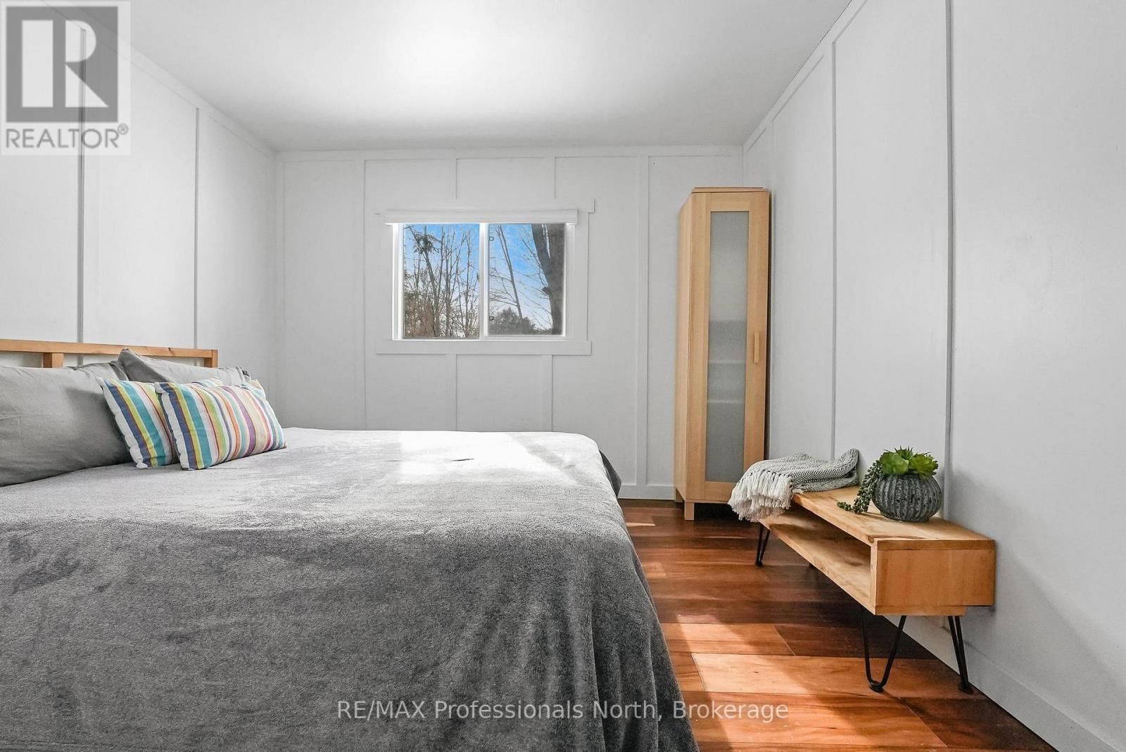 1044 SHANAHAN TRAIL Image 22