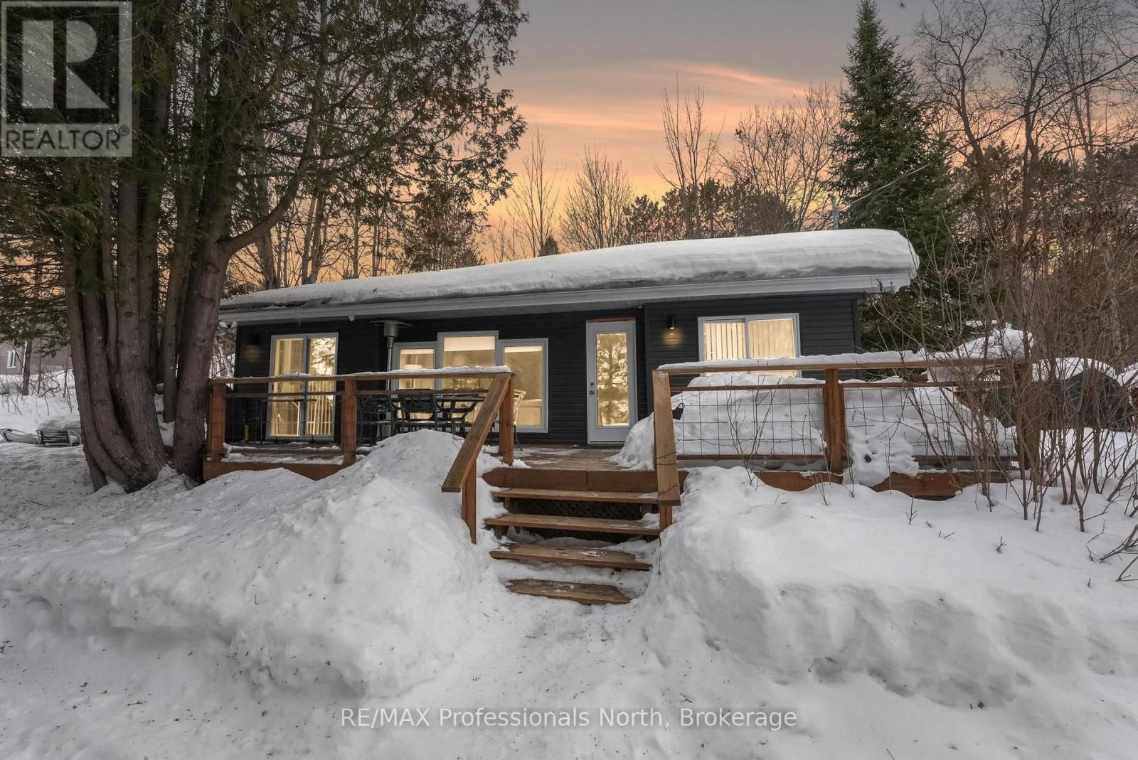 1044 SHANAHAN TRAIL Image 3