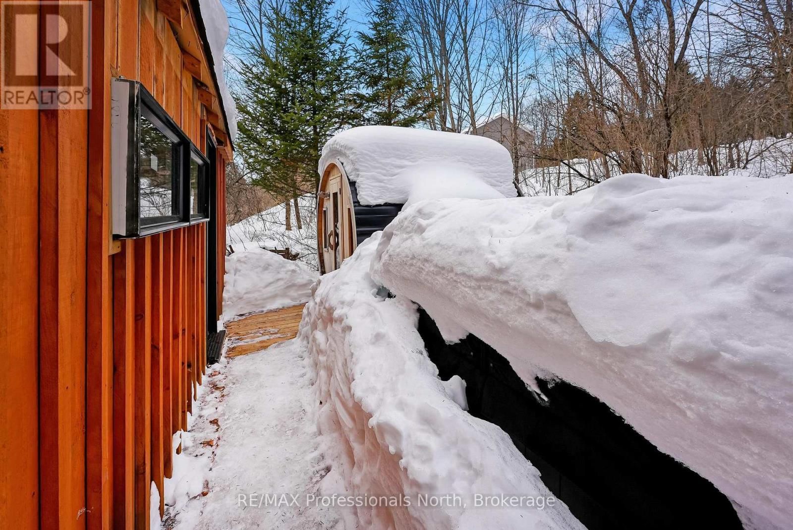 1044 SHANAHAN TRAIL Image 30