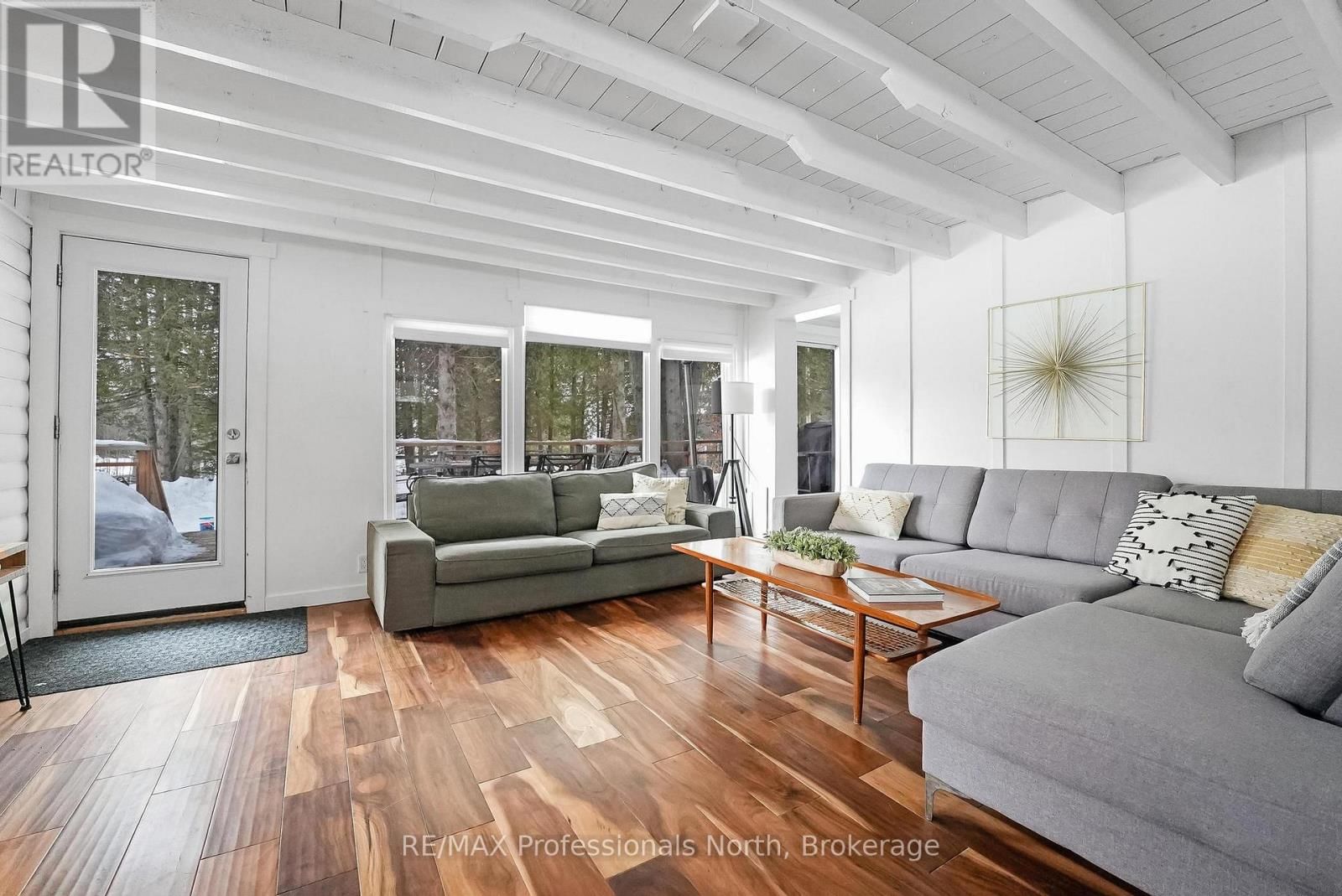 1044 SHANAHAN TRAIL Image 9