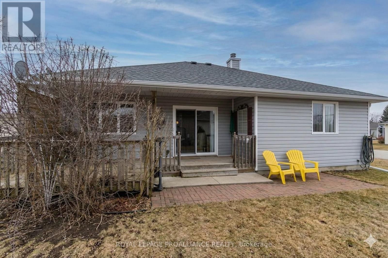 94 SANDBANKS COURT Image 30