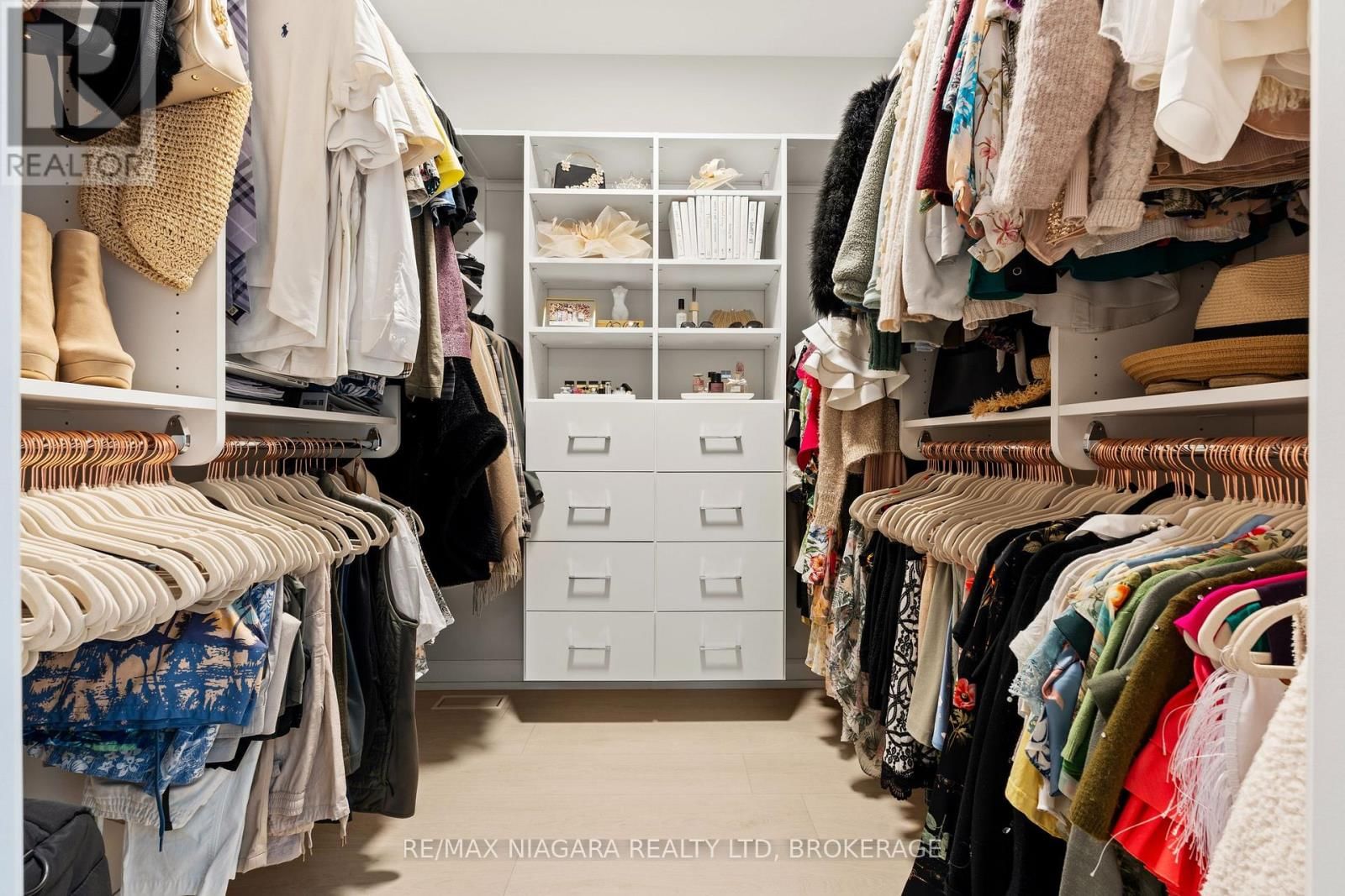 27 MAPLE LEAF AVENUE SOUTH Image 20