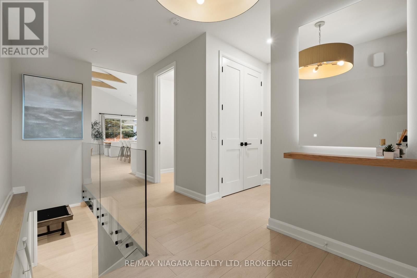 27 MAPLE LEAF AVENUE SOUTH Image 21