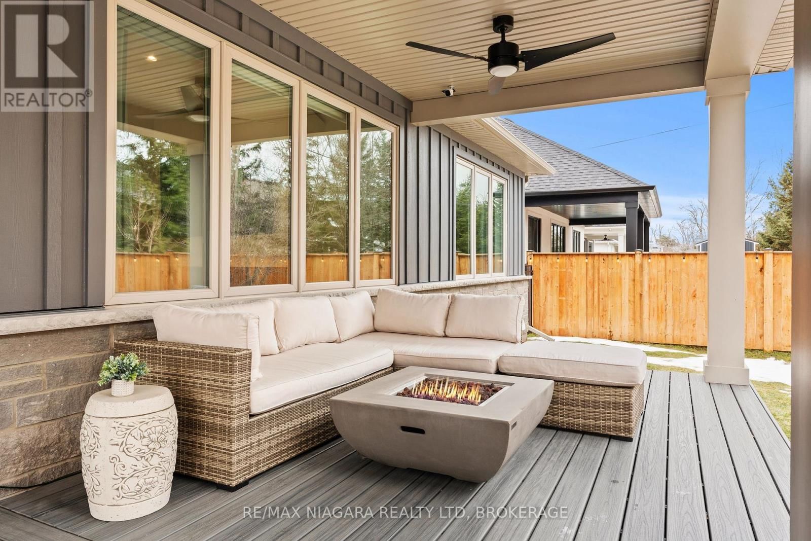 27 MAPLE LEAF AVENUE SOUTH Image 40