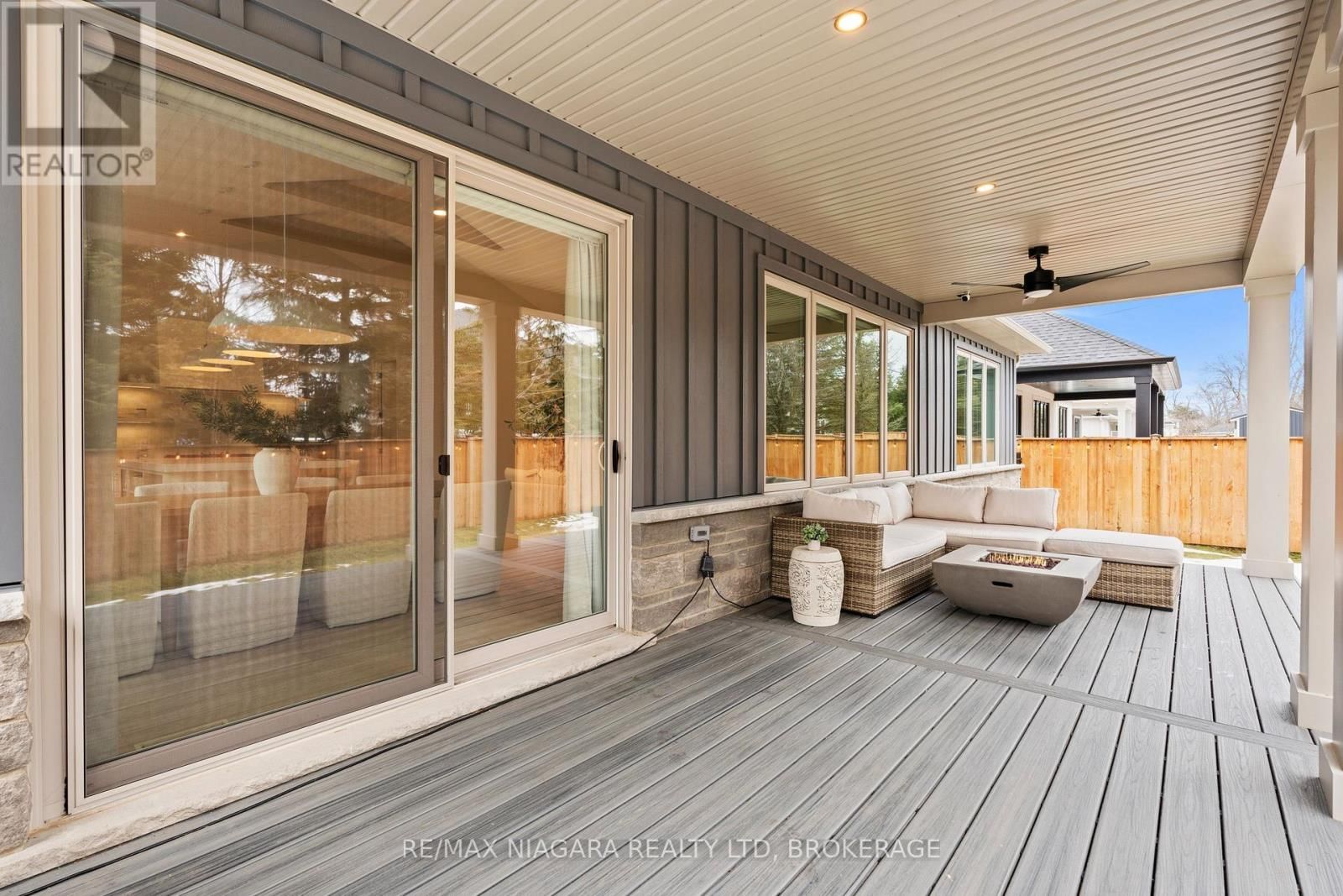 27 MAPLE LEAF AVENUE SOUTH Image 41