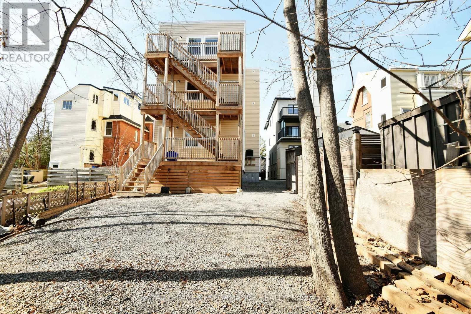 26 AYLMER AVENUE Image 32