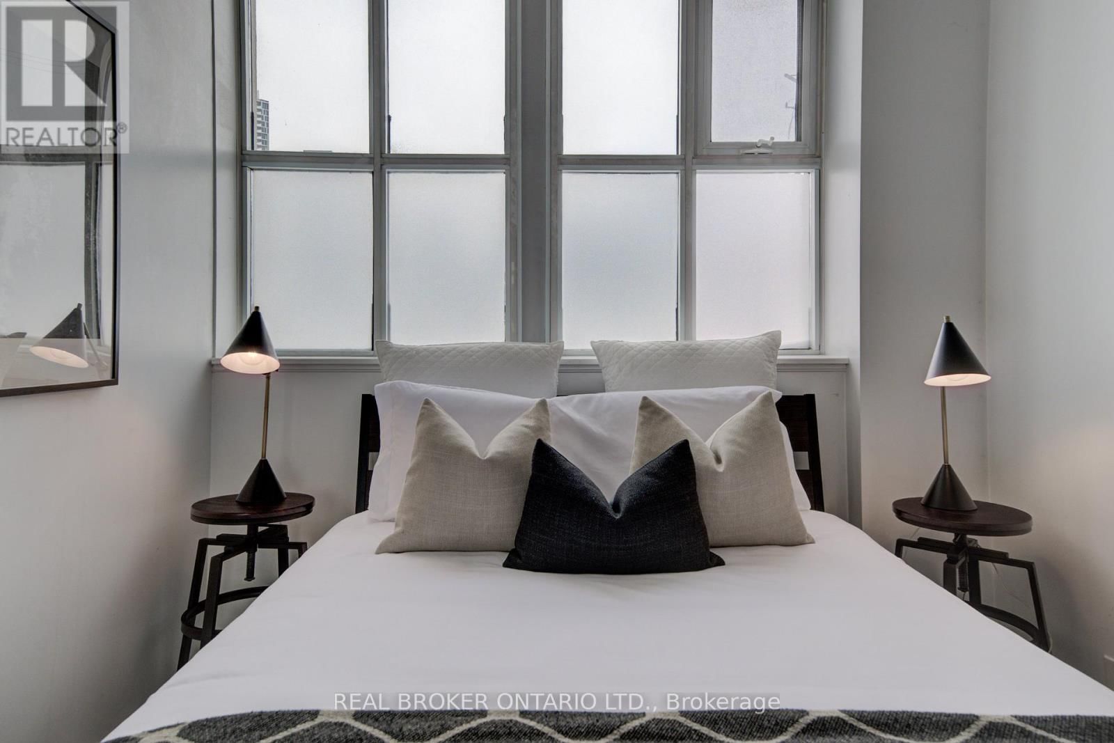 126 - 410 KING STREET WEST Image 10