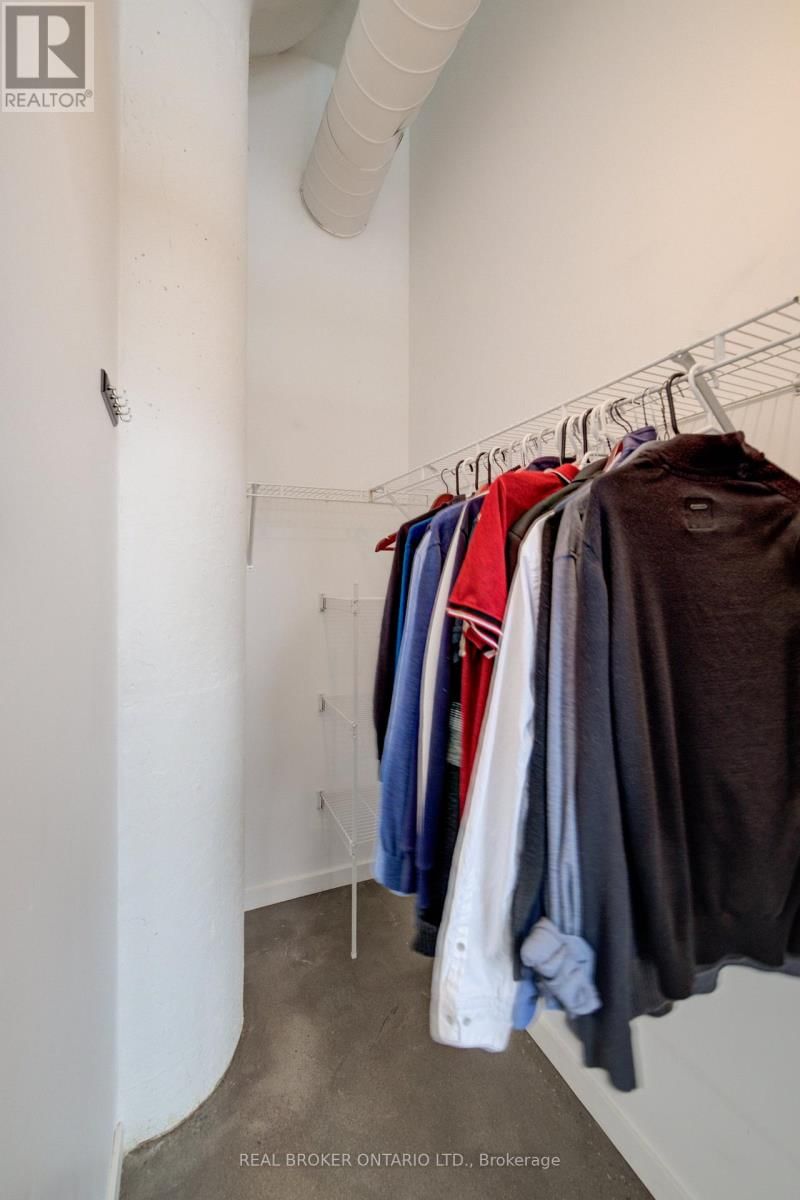 126 - 410 KING STREET WEST Image 12