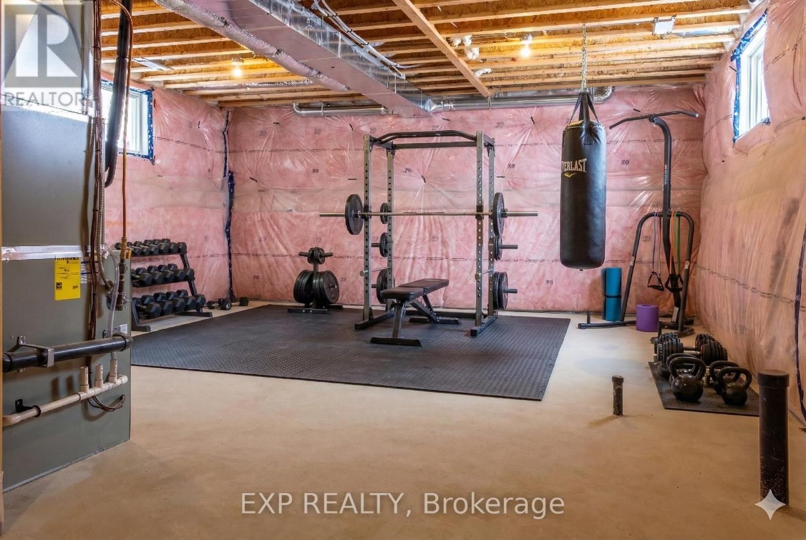 6 DOMINIQUE STREET Image 22