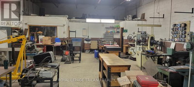 Commercial for Rent in Ontario