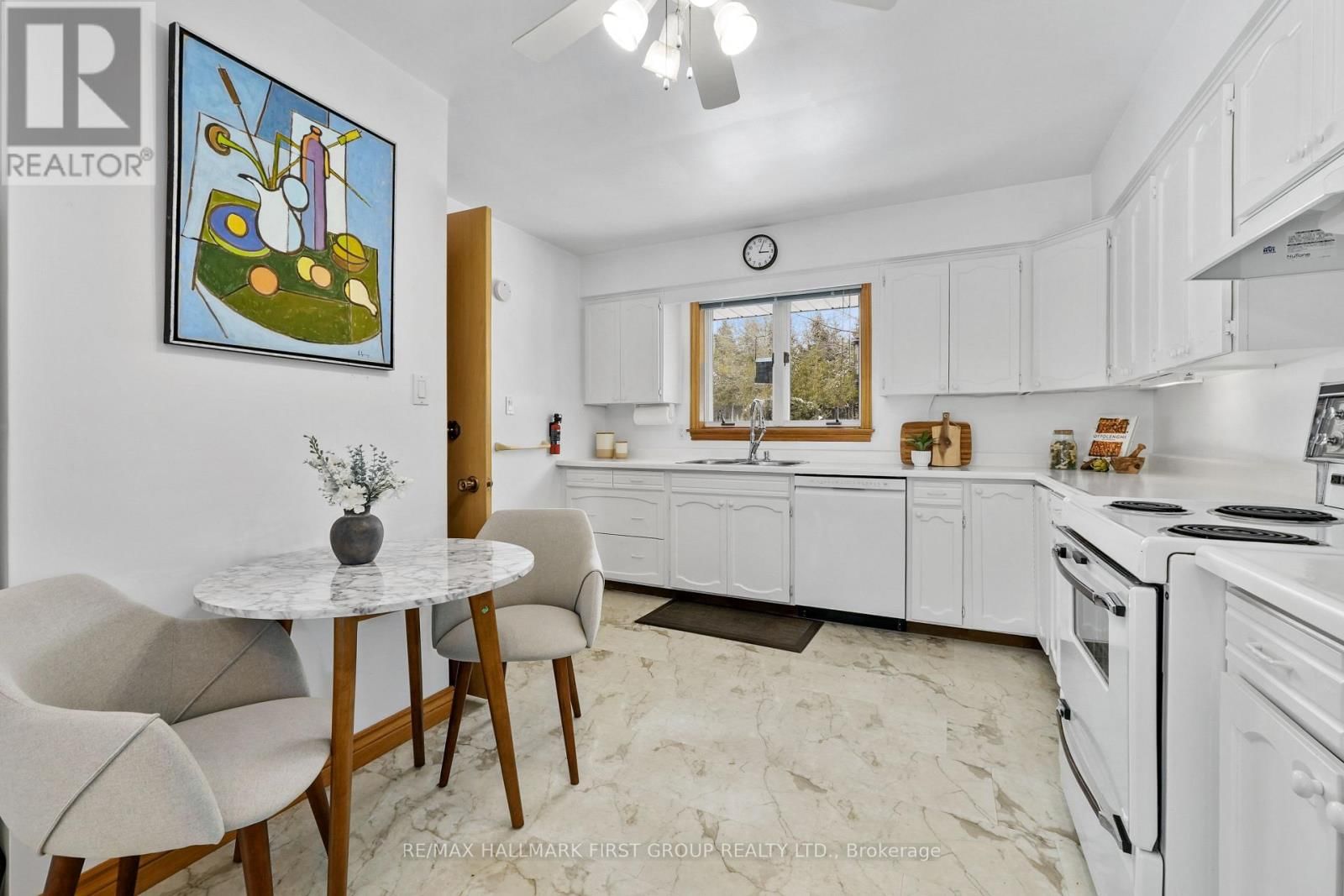 452 GULLY ROAD Image 9