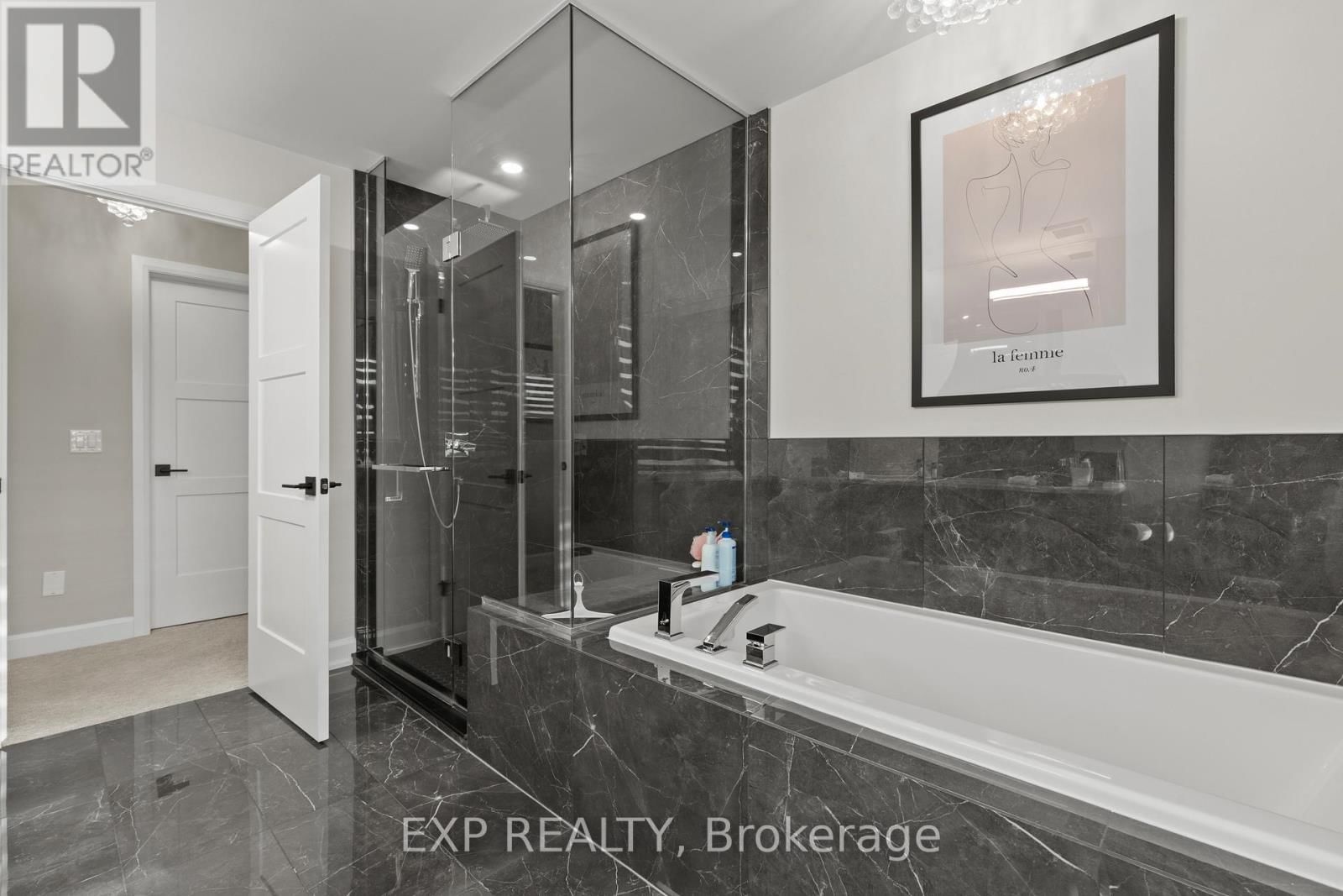 3919 MITCHELL CRESCENT Image 23