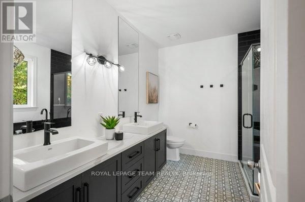 524 OSMOND DALEY DRIVE Image 30