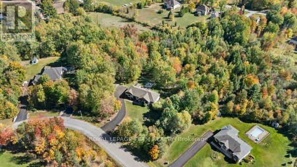 524 OSMOND DALEY DRIVE Image 48