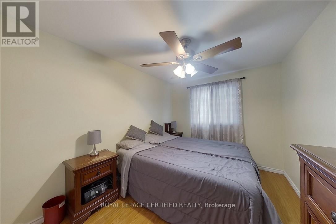 233 BENESFORT CRESCENT Image 26