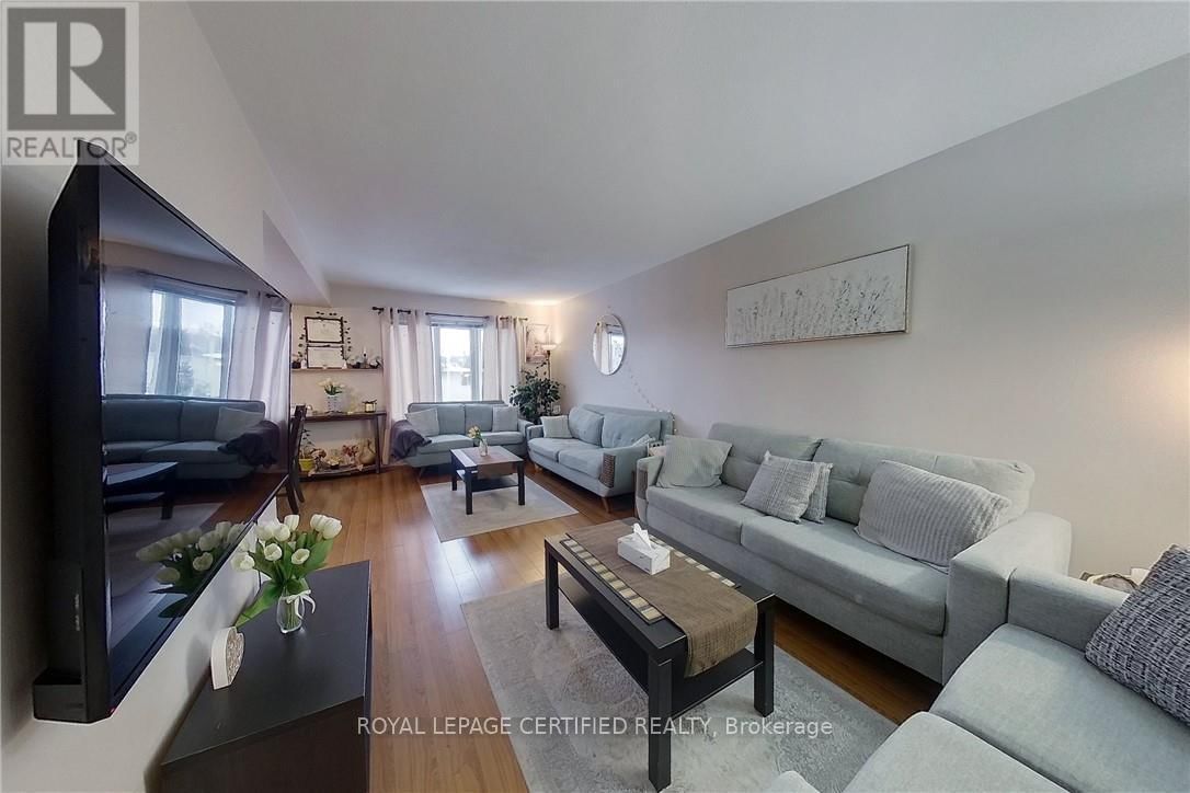 233 BENESFORT CRESCENT Image 3