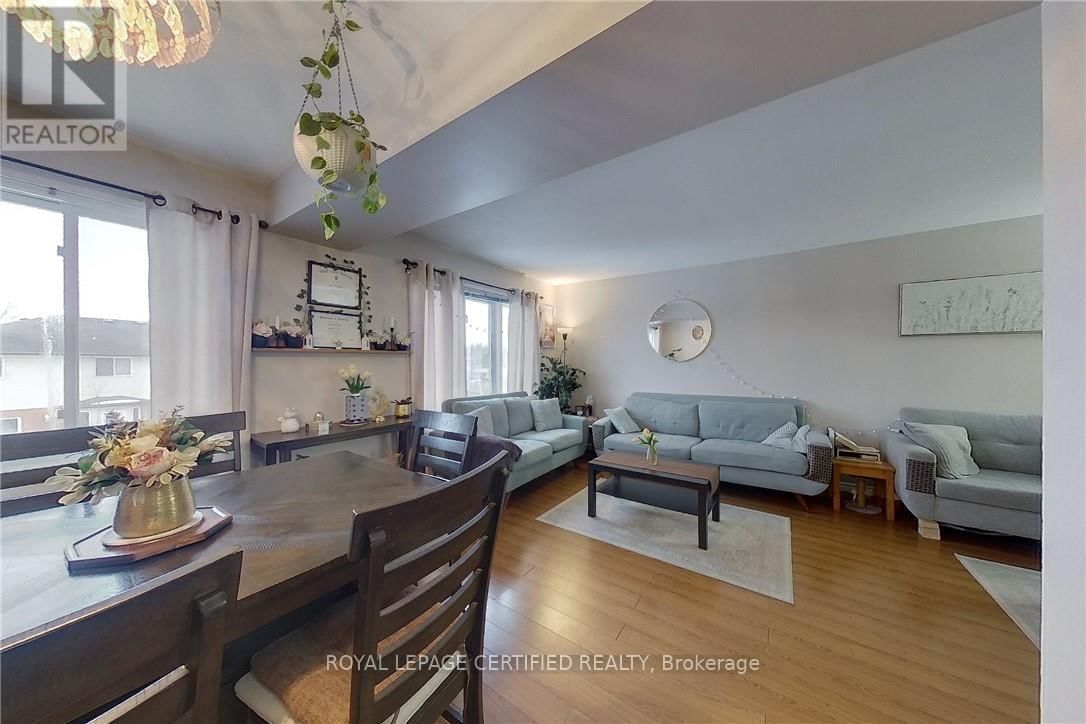 233 BENESFORT CRESCENT Image 5