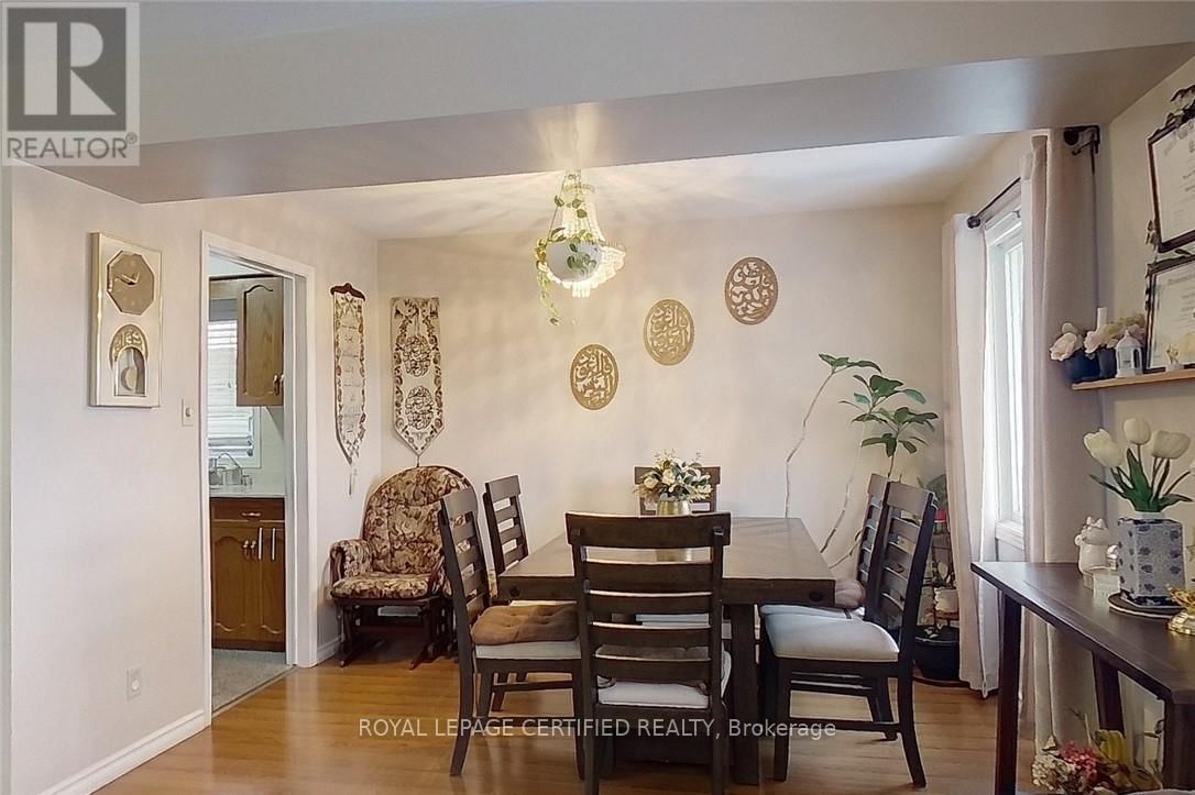 233 BENESFORT CRESCENT Image 9