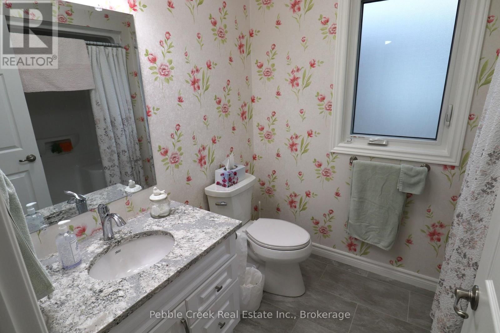 16 SWEET WATER DRIVE SOUTH Image 26