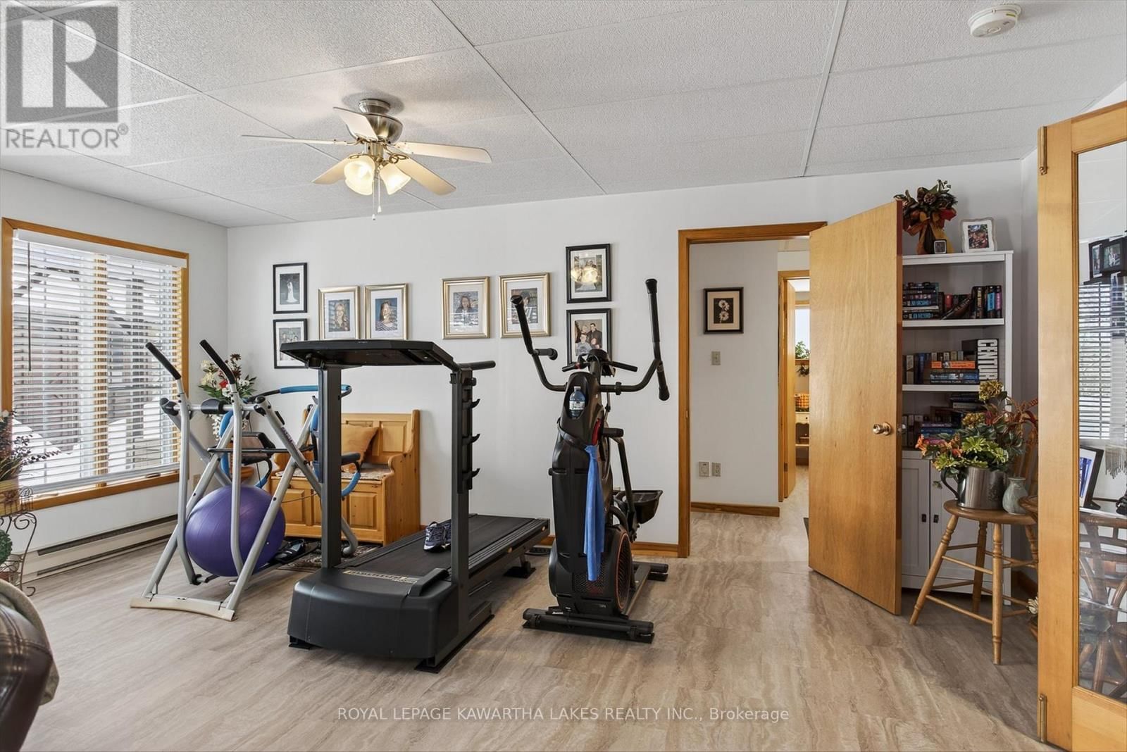 20 CEDARTREE LANE Image 32