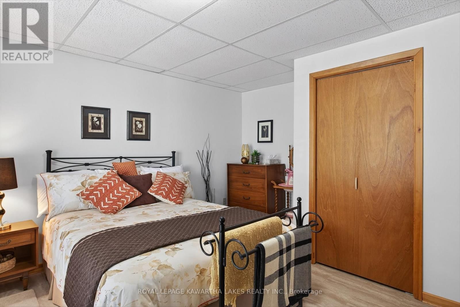 20 CEDARTREE LANE Image 34