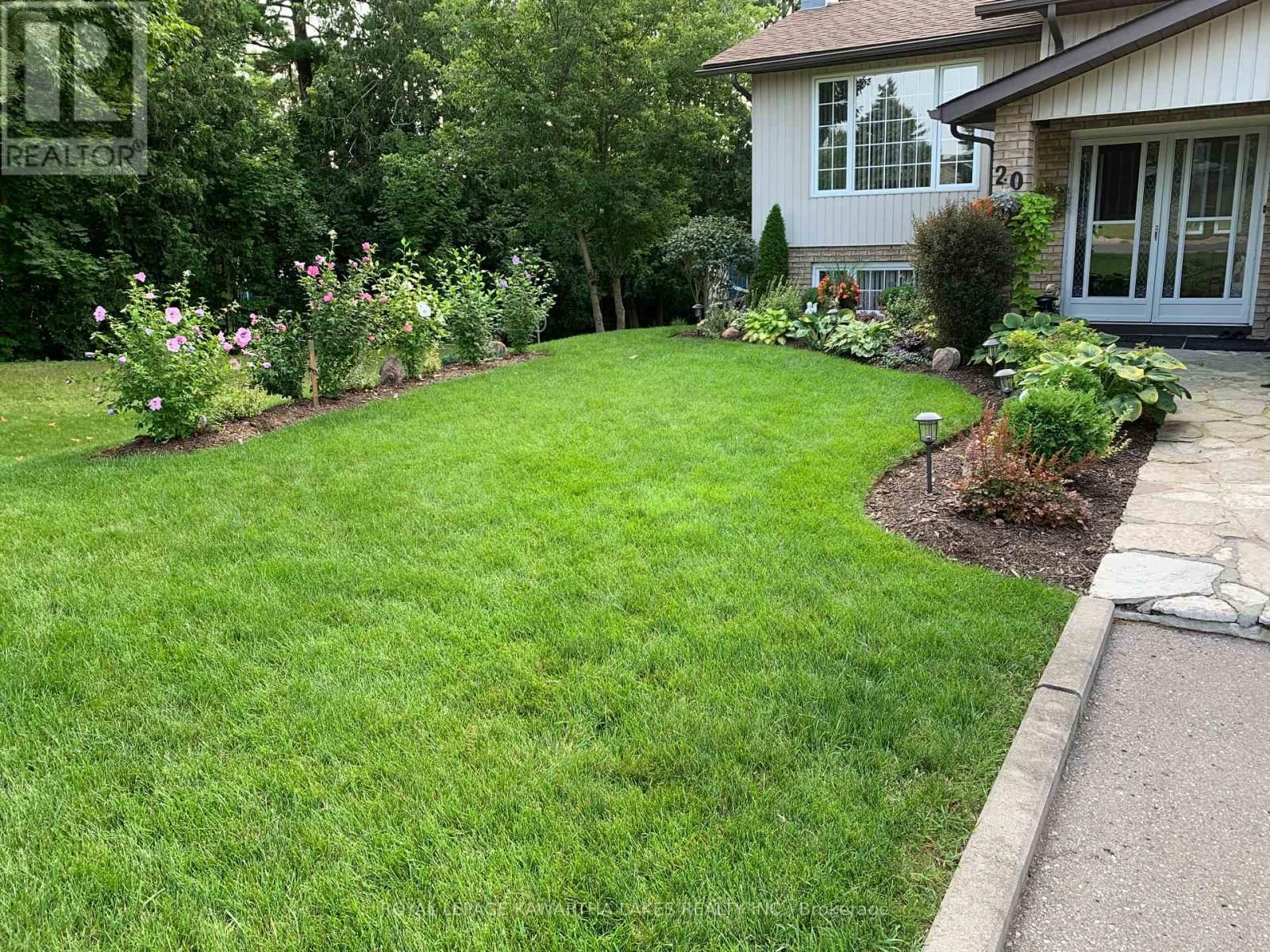 20 CEDARTREE LANE Image 45