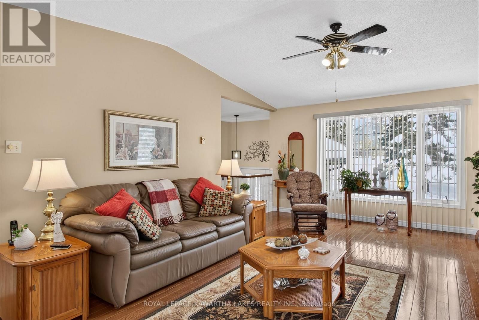 20 CEDARTREE LANE Image 9