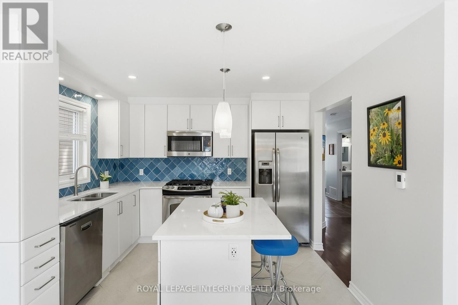 317 MERCURY STREET Image 8