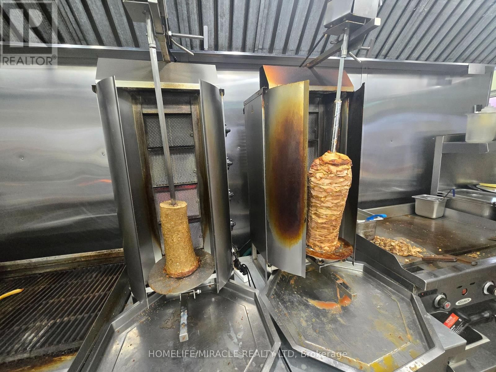 4468 ONTARIO STREET Image 19