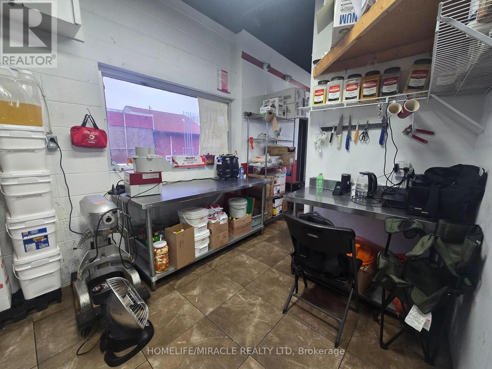 4468 ONTARIO STREET Image 24