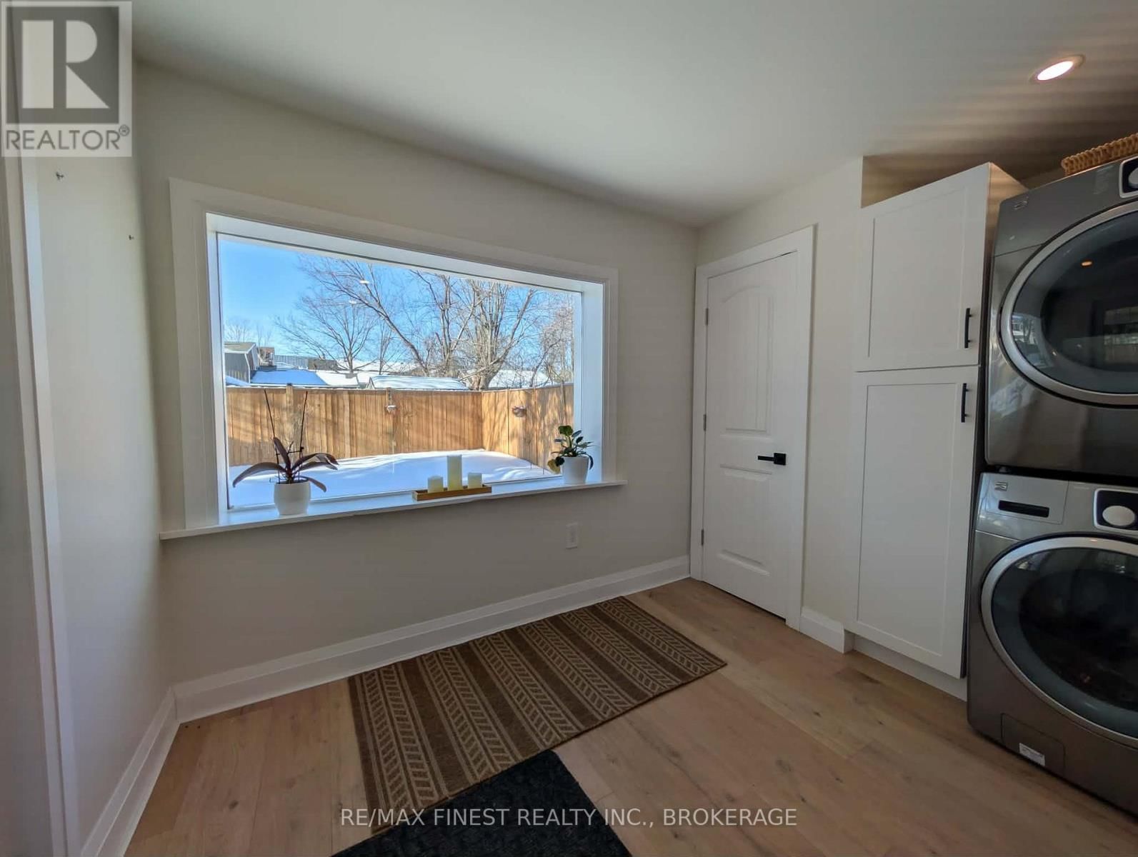 55 BRIDGE STREET WEST Image 30