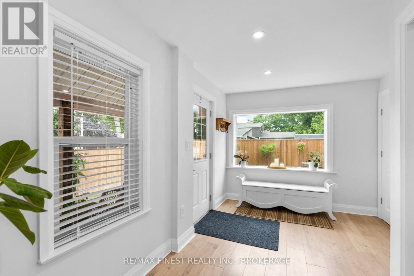 55 BRIDGE STREET WEST Image 31