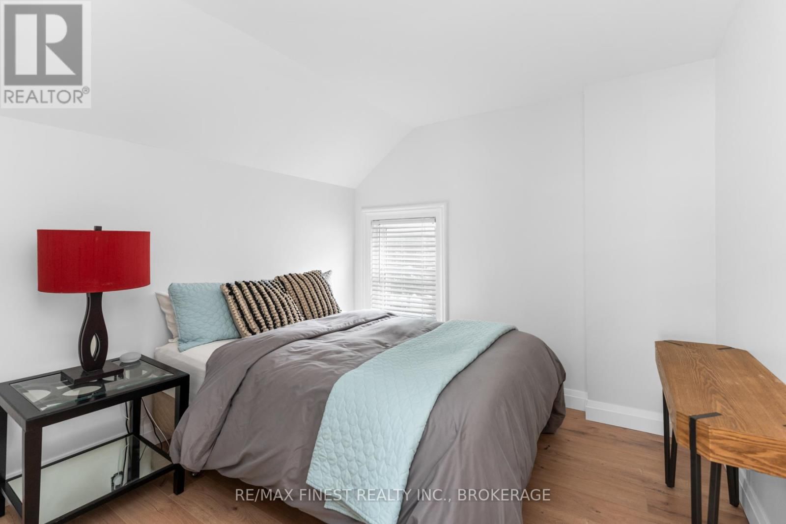 55 BRIDGE STREET WEST Image 36