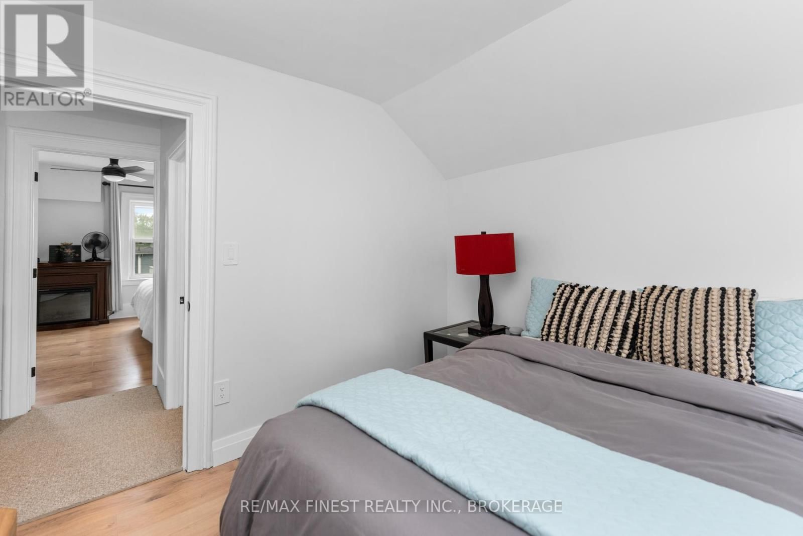 55 BRIDGE STREET WEST Image 37