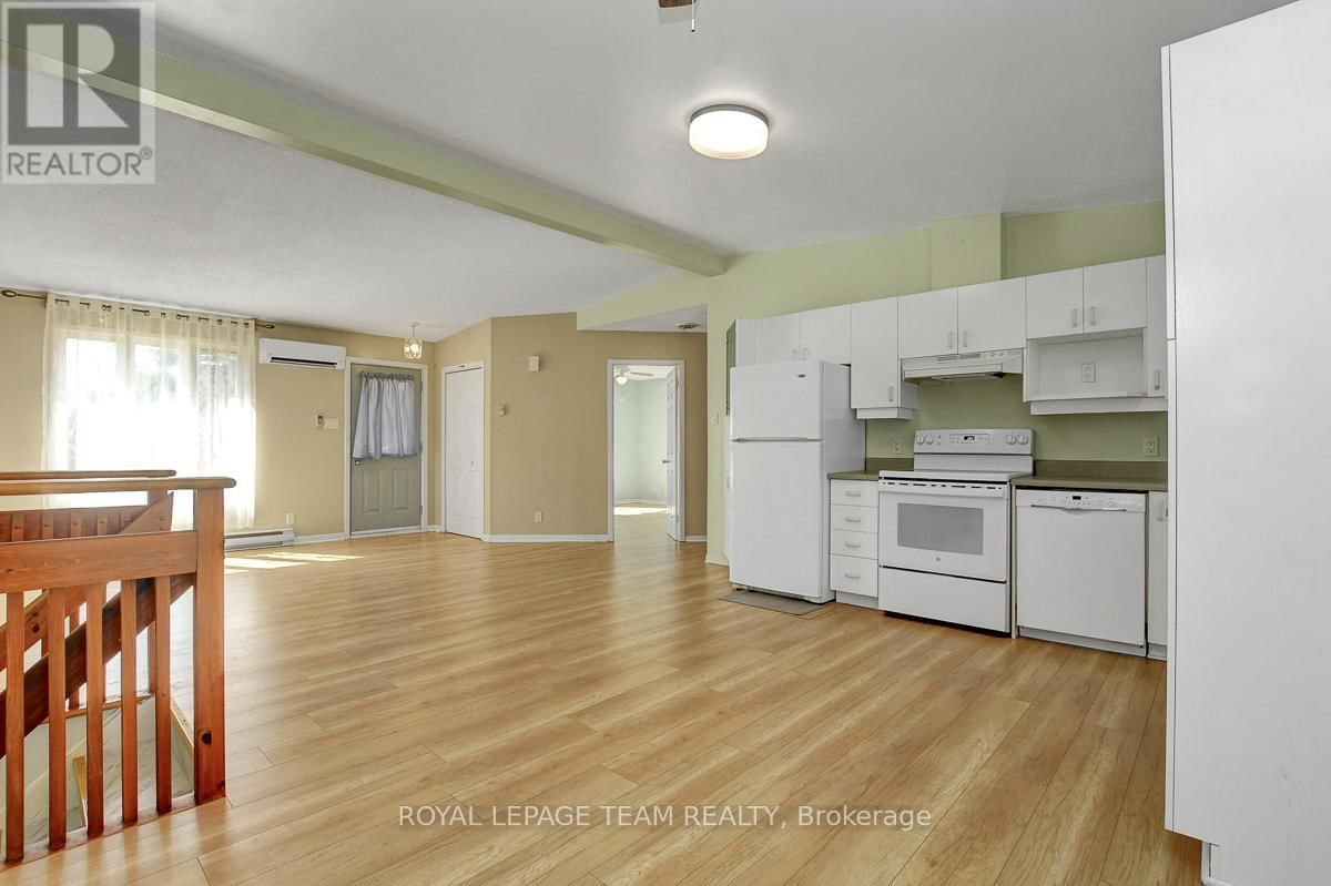 8055 COUNTY RD. 44 ROAD Image 9