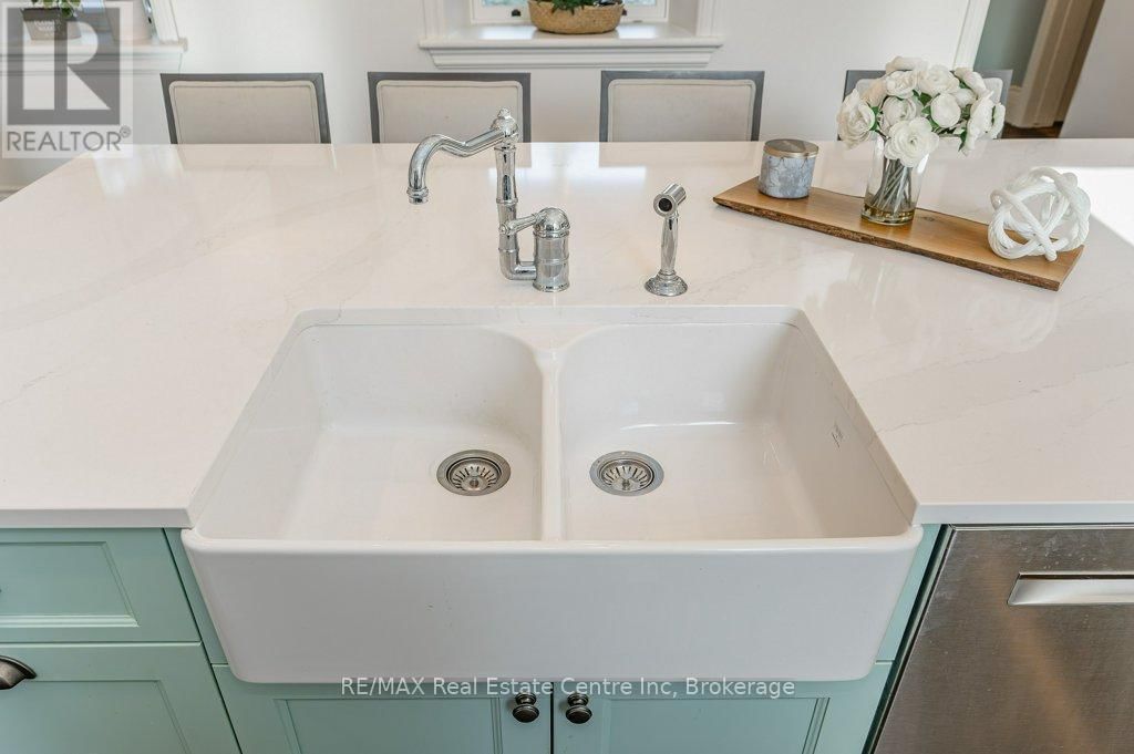 15 LIVERPOOL STREET Image 11