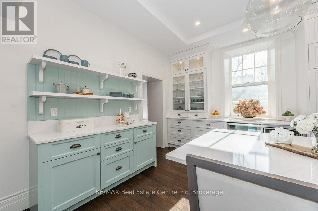 15 LIVERPOOL STREET Image 12