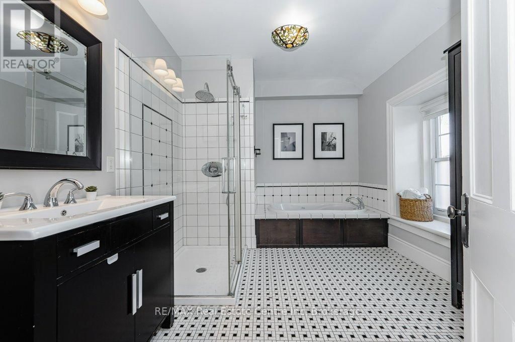 15 LIVERPOOL STREET Image 25