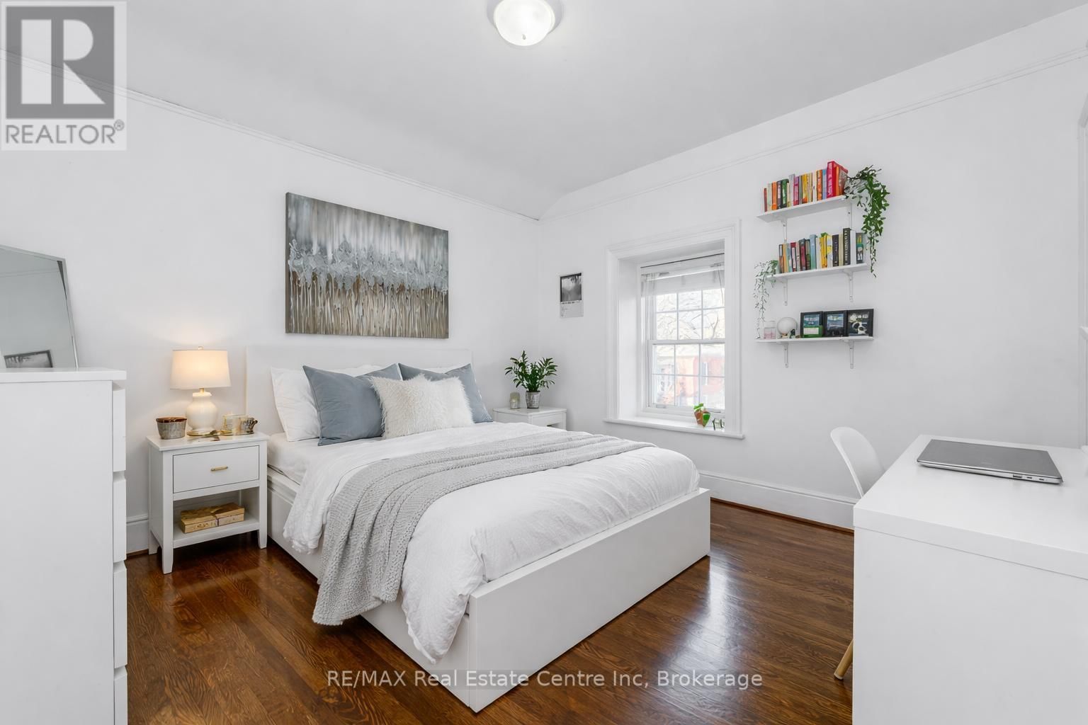 15 LIVERPOOL STREET Image 29