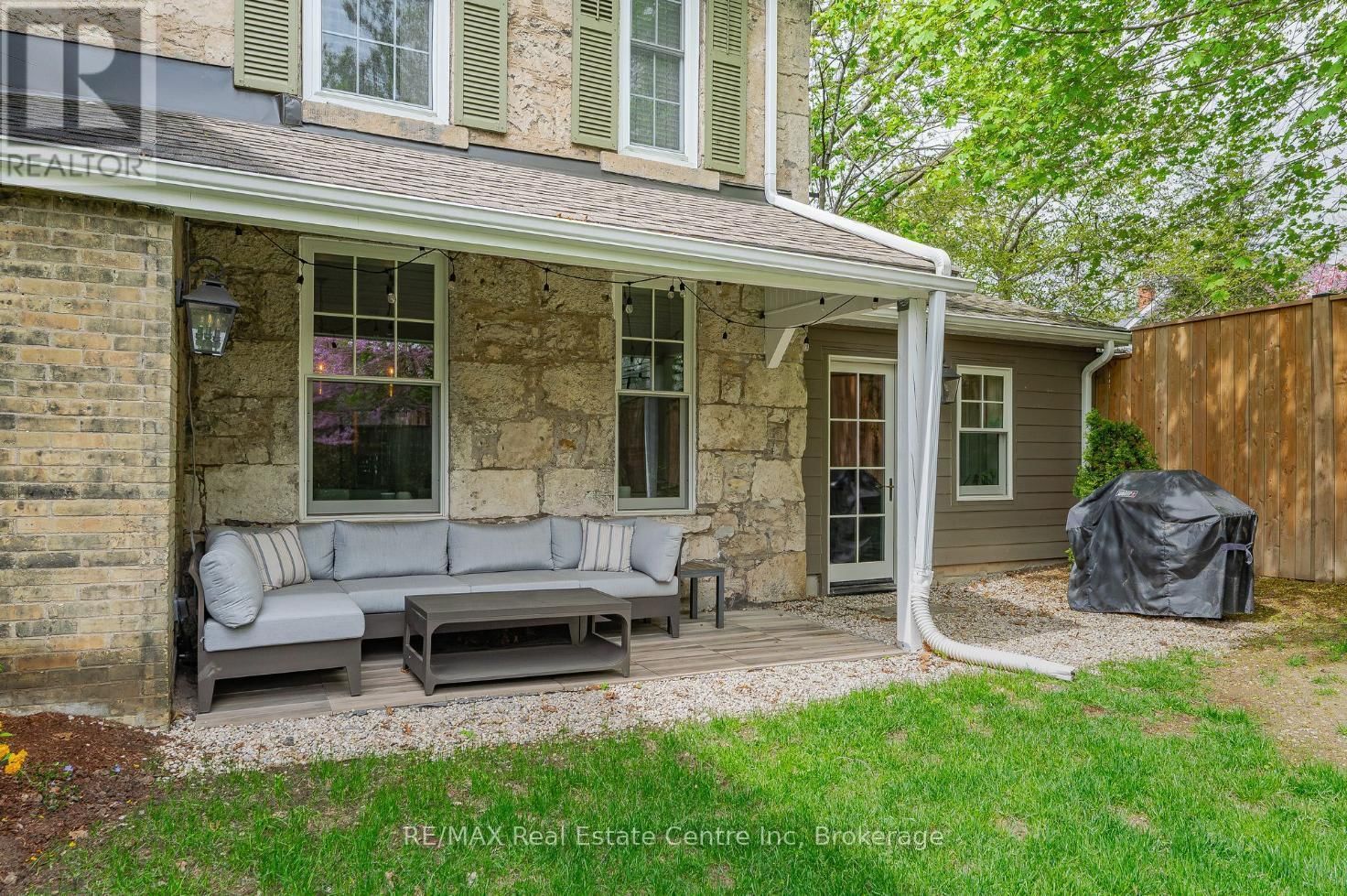 15 LIVERPOOL STREET Image 36