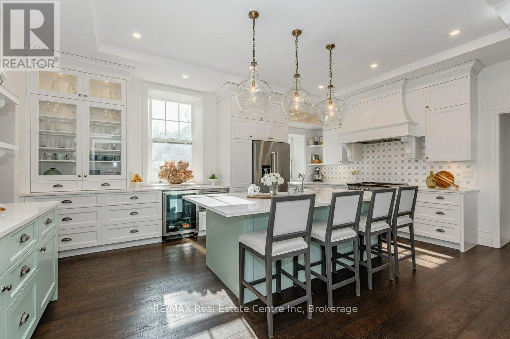 15 LIVERPOOL STREET Image 5