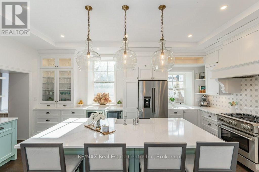 15 LIVERPOOL STREET Image 6