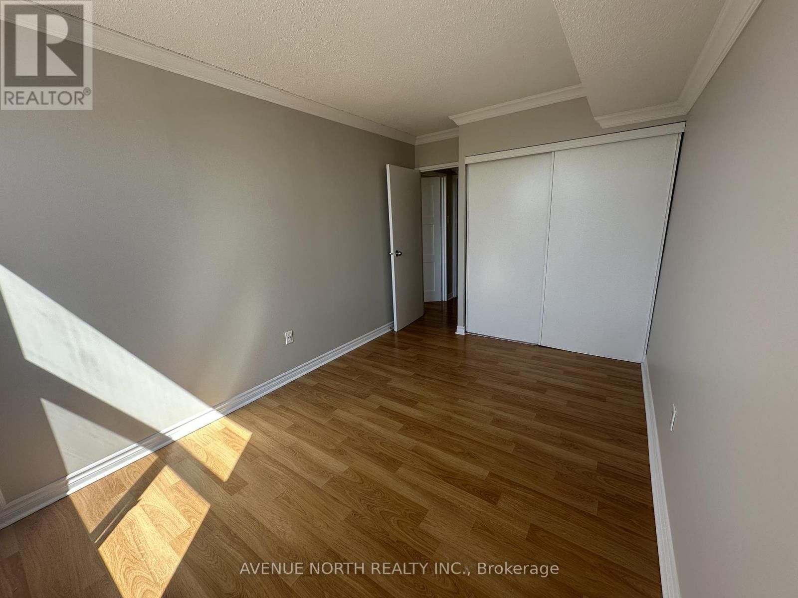 308 - 2759 CAROUSEL CRESCENT Image 14