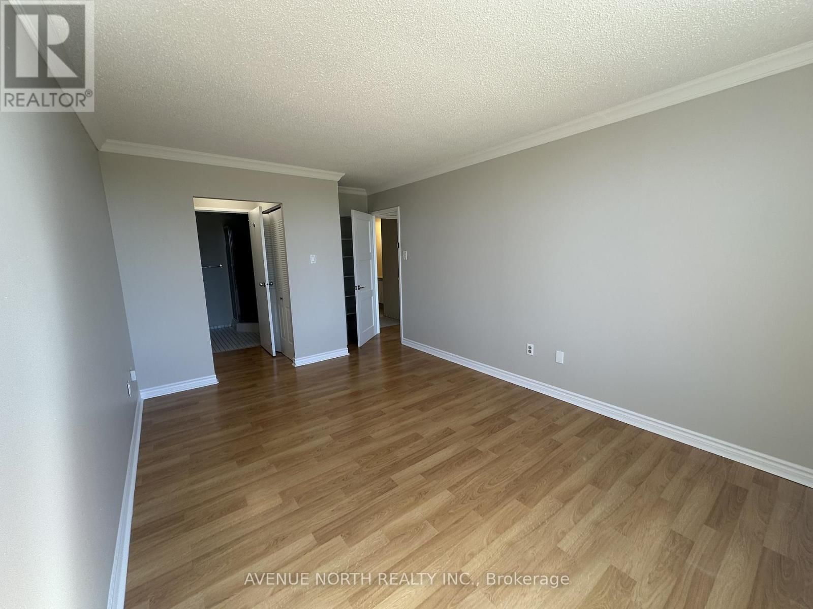 308 - 2759 CAROUSEL CRESCENT Image 16