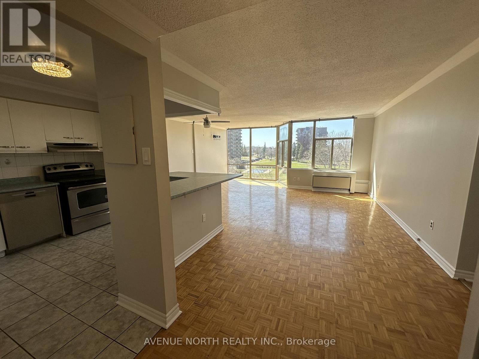 308 - 2759 CAROUSEL CRESCENT Image 5