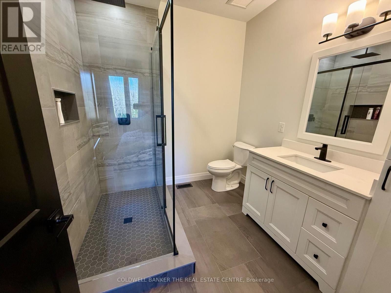 16 MILLIES WAY Image 15