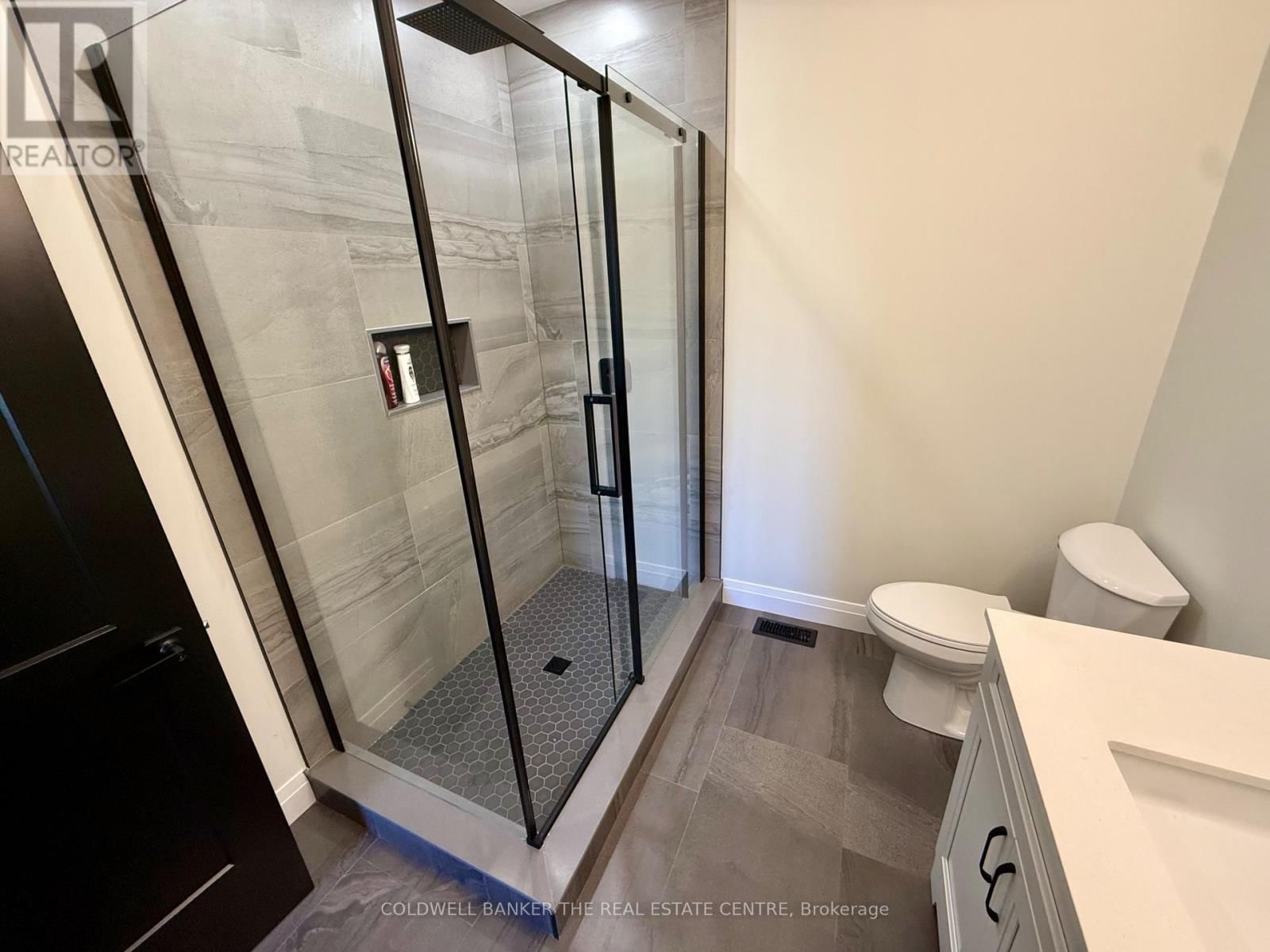 16 MILLIES WAY Image 16