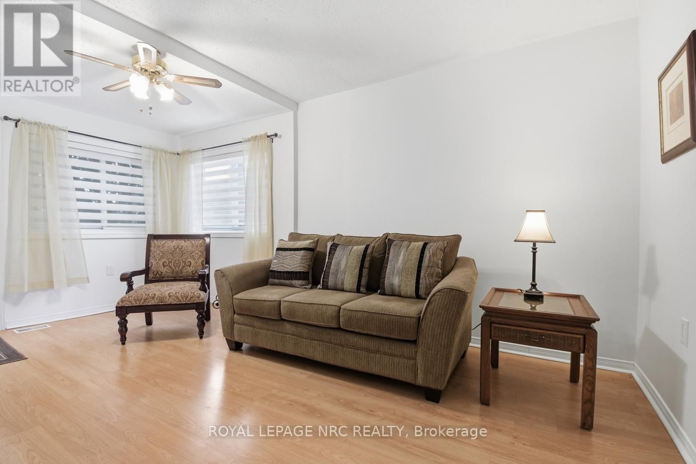 26 KENT STREET Image 8